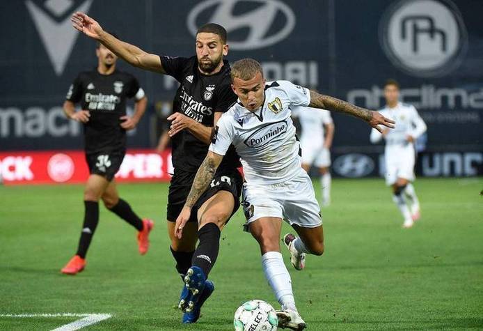 转会期葡超焦点战；罗马门线救险；信心回归；赛程密集仍需轮换 