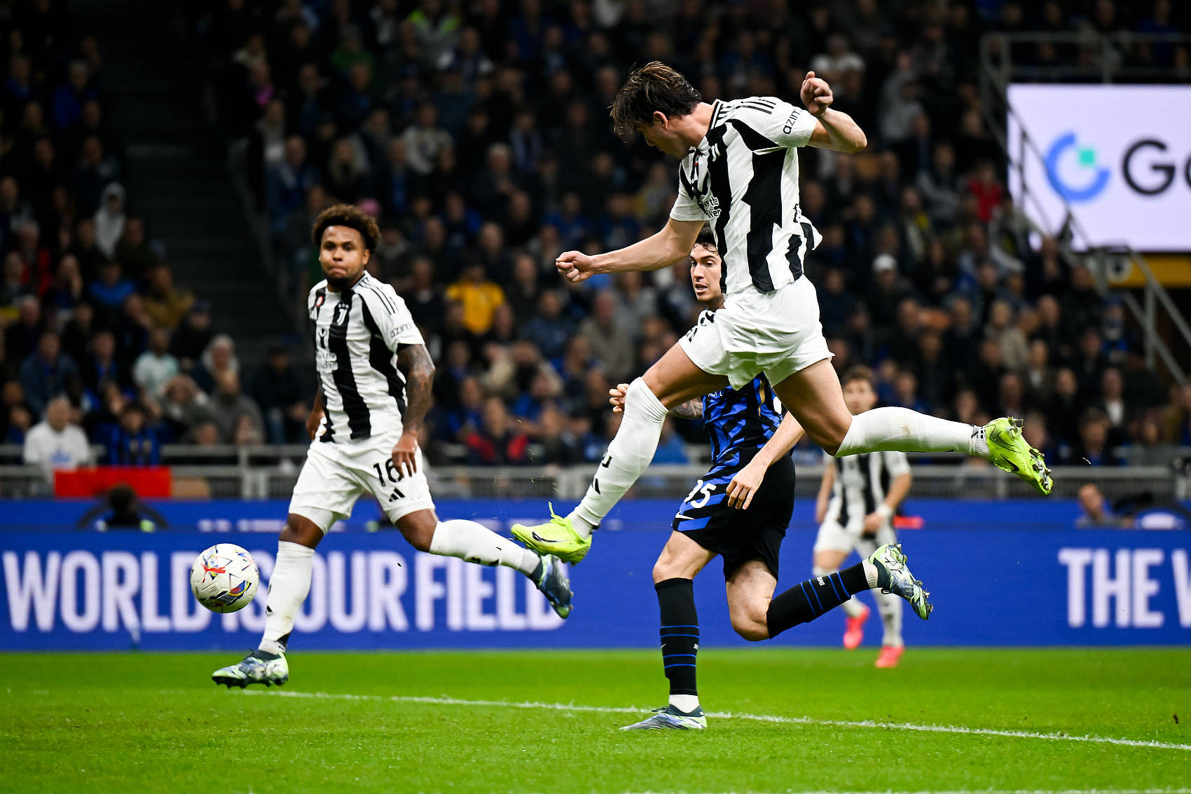 尤文图斯球员坎比亚索