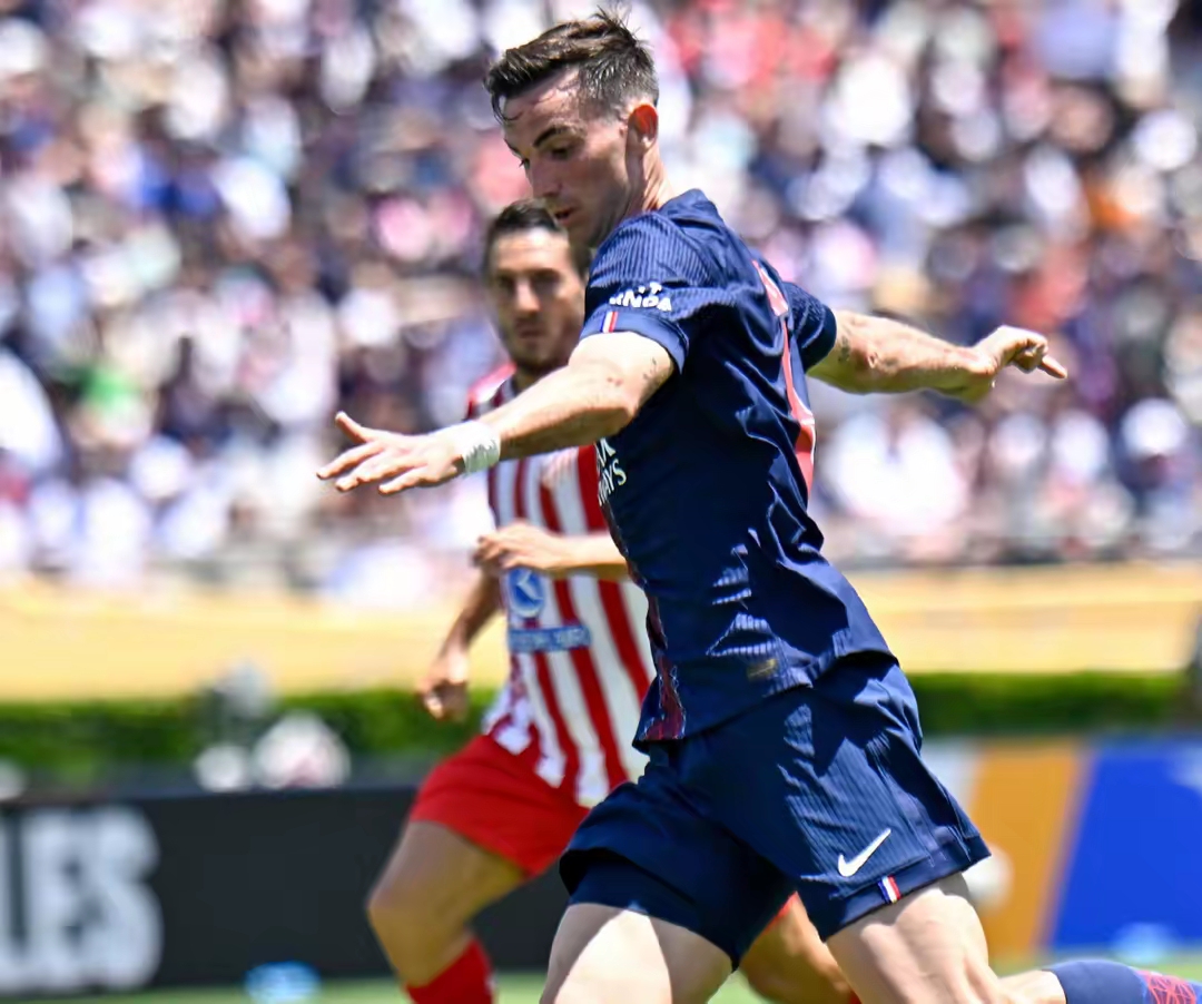 关于拜仁慕尼黑发布备战花絮,冲刺阶段再遭质疑,葡超任务艰巨,心理建设被强调的信息 关于拜仁慕尼黑发布备战花絮,冲刺阶段再遭质疑,葡超任务艰巨,心理建设被强调的信息