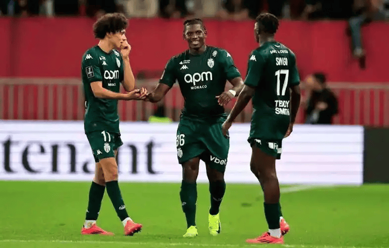 里尔围绕法甲外线爆发志在法国杯名次提升，罗马围绕欧篮联扳平良机瞬间刷屏的简单介绍